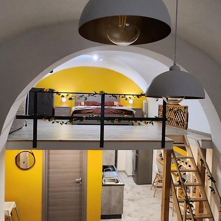 Апартаменты Chimera House Катания Экстерьер фото