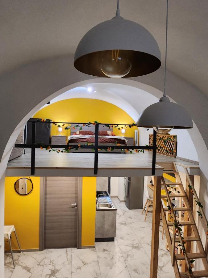 Апартаменты Chimera House Катания Экстерьер фото
